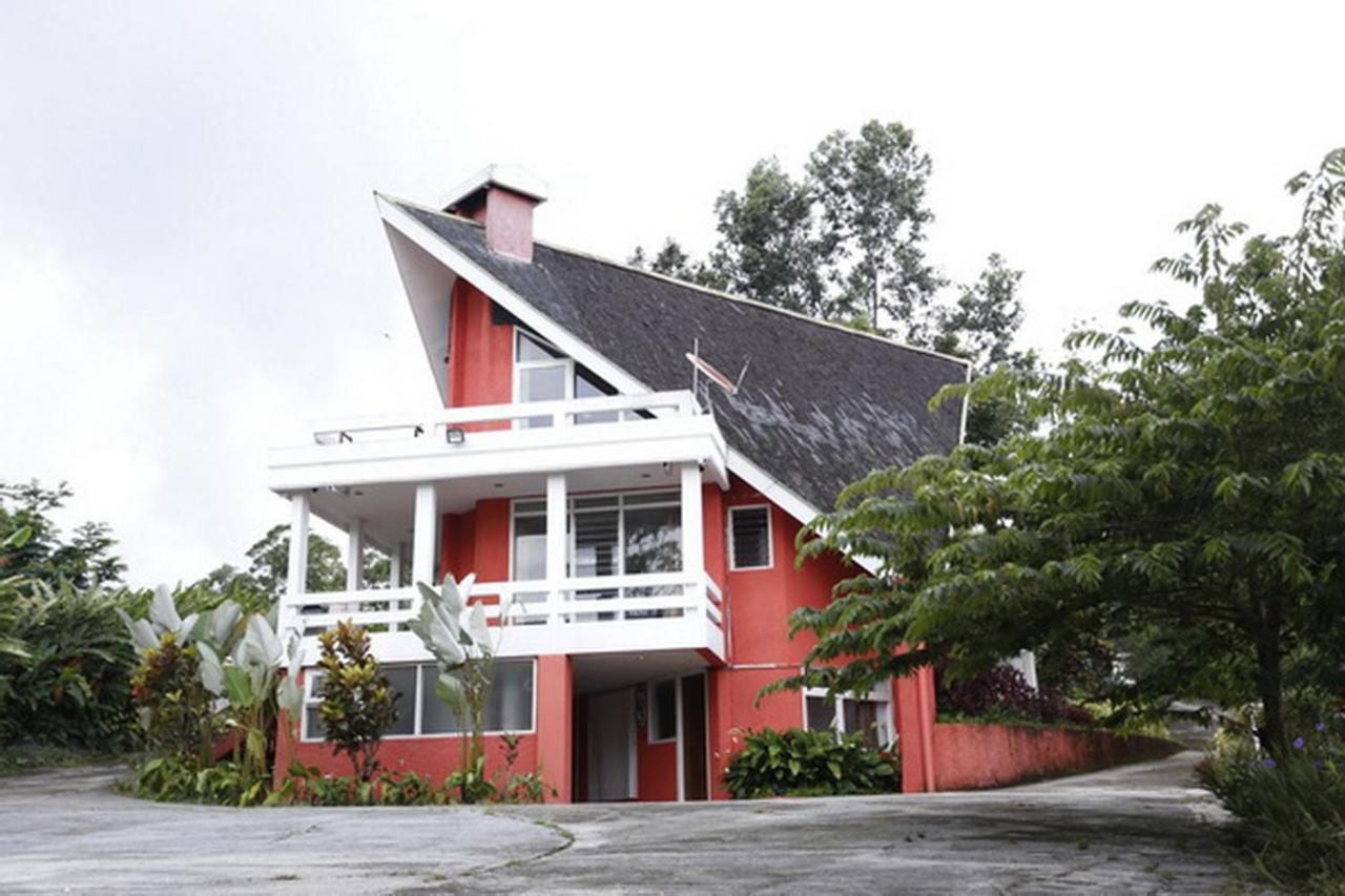 Villa Alam Indah By Anrha Богор Екстериор снимка